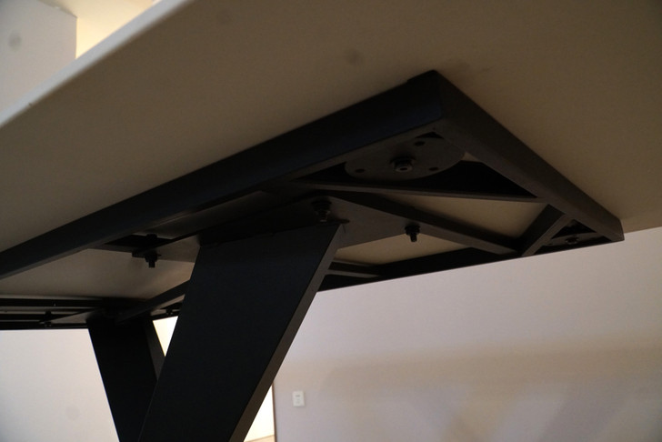 Express Dining Table