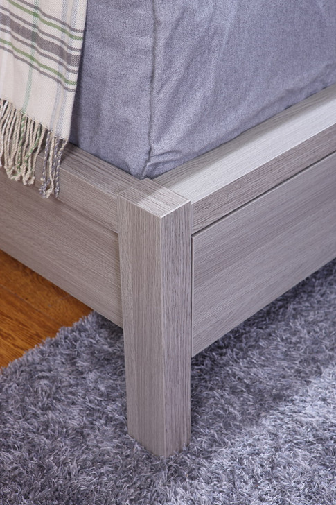 close up of right bed leg